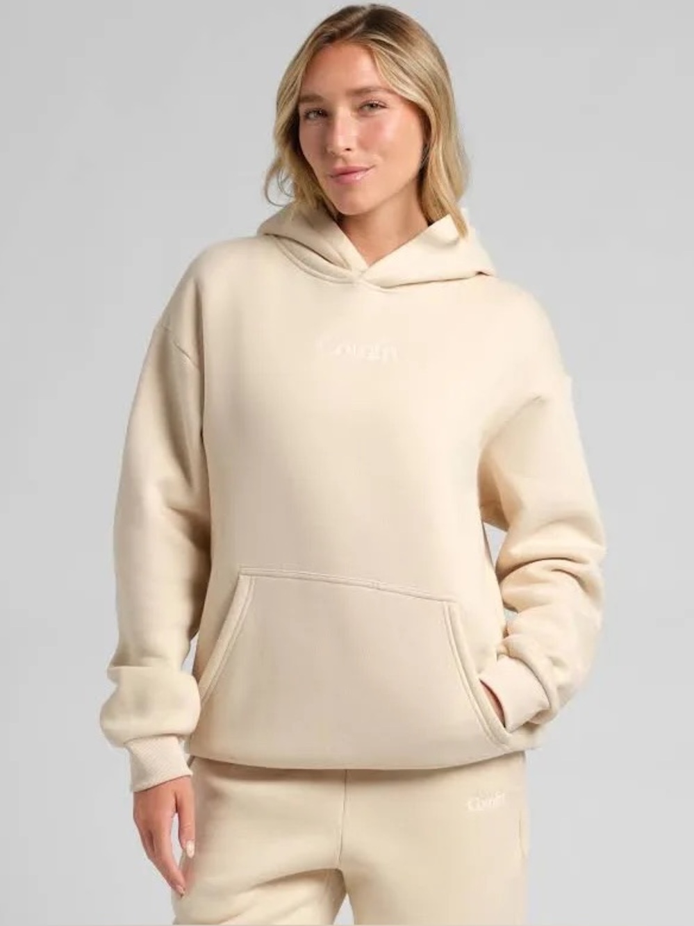 Comfrt Signature Hoodie UNISEX size m color bone